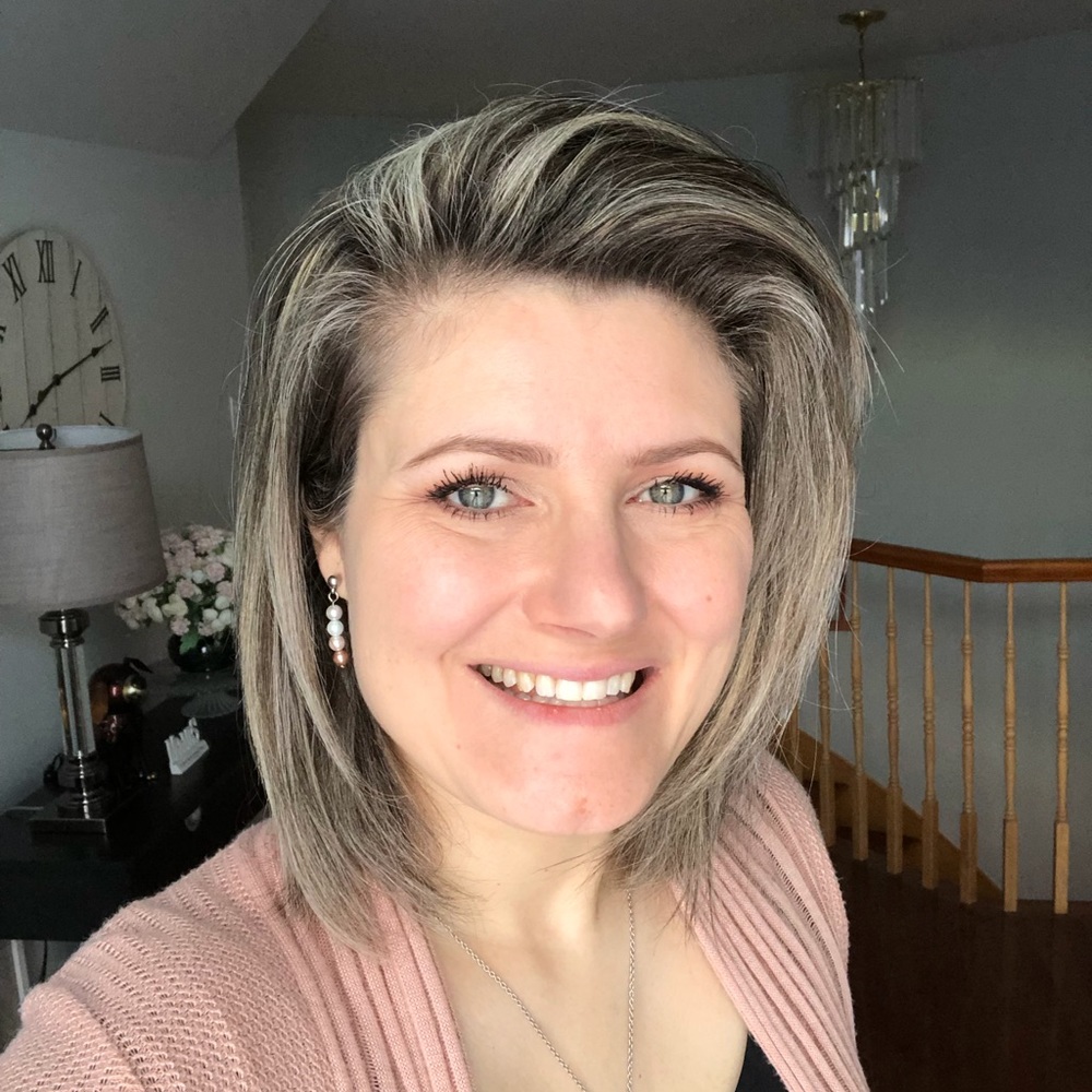 Meet your Posher, Karine